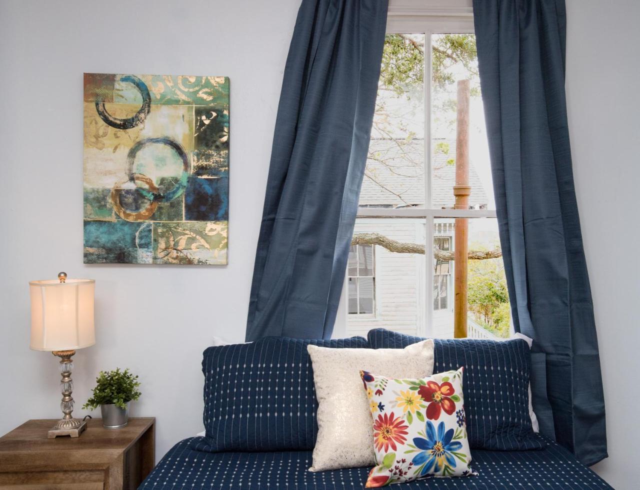 Beautiful Two-Story In Central Galveston, Short Walk To Beach, Near Downtown! | Seas The Breeze Βίλα Εξωτερικό φωτογραφία